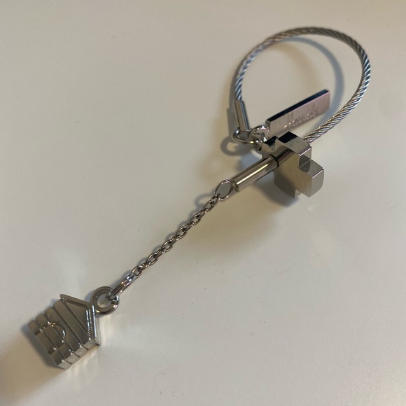 Harrods keychain - Picture 2 of 3